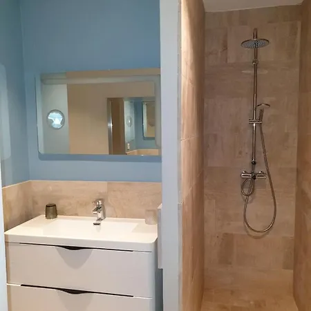 Cosy Wood House Laubressel