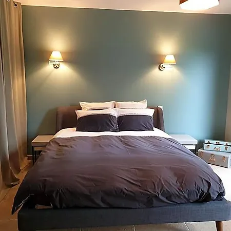 Cosy Wood House Bed & Breakfast Laubressel