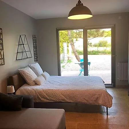 Cosy Wood House Bed & Breakfast Laubressel