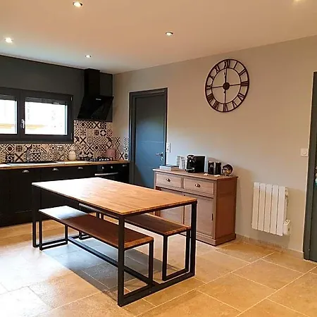Cosy Wood House Bed & Breakfast 3*