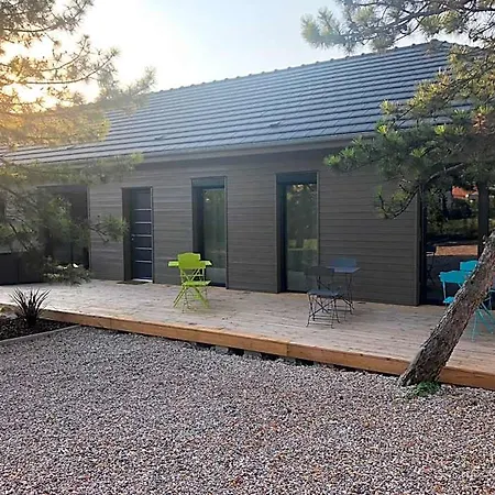 Cosy Wood House Bed & Breakfast 3*