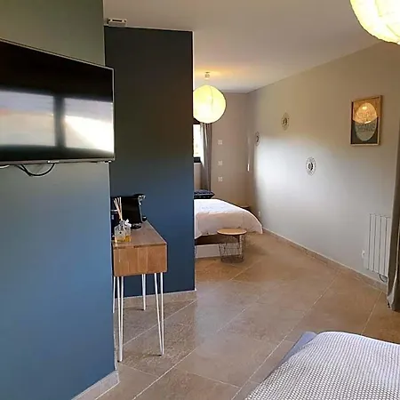 Cosy Wood House Bed & Breakfast 3*