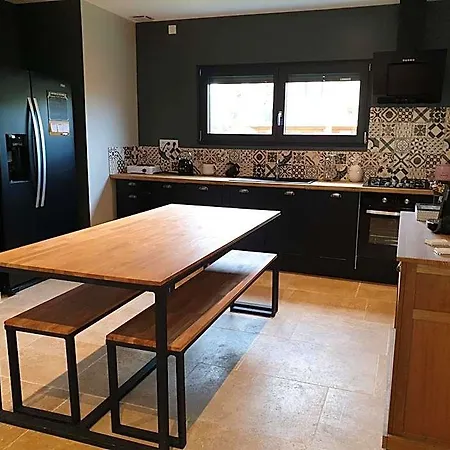 Bed & Breakfast Cosy Wood House Laubressel