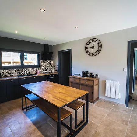 Cosy Wood House Bed & Breakfast Laubressel