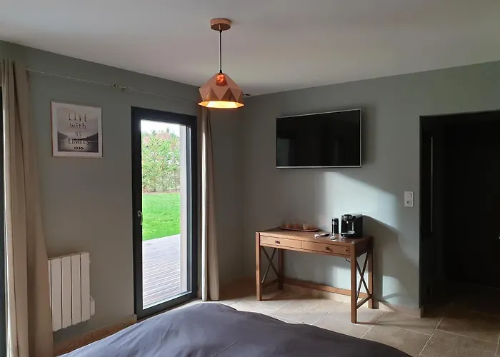 Cosy Wood House Bed & Breakfast Laubressel